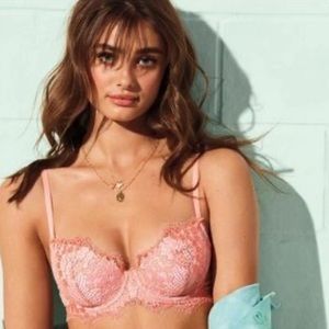 Coral push up  Lacey bra